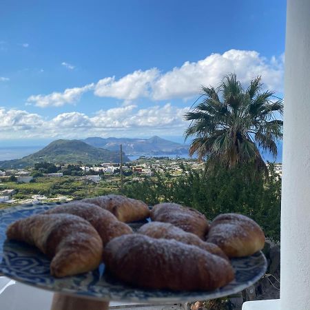Casa Cincotta Lejlighed Lipari  Eksteriør billede